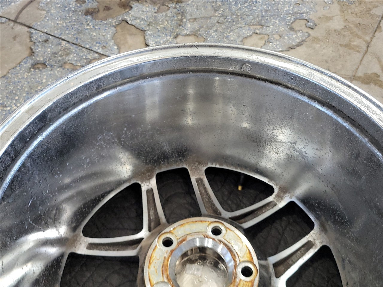 Used OEM 1999 CORVETTE FRONT Z06 17" 17X9.5 WHEEL RIM. 09593804, actual item photo 12