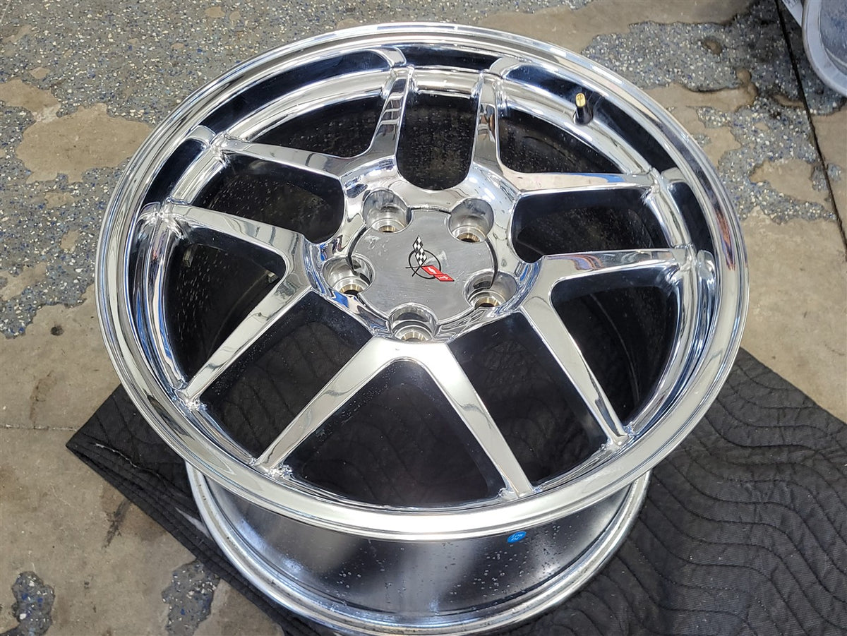 Used OEM 1999 CORVETTE REAR Z06 18" 18X10.5 WHEEL RIM. 09594811, actual item photo 2