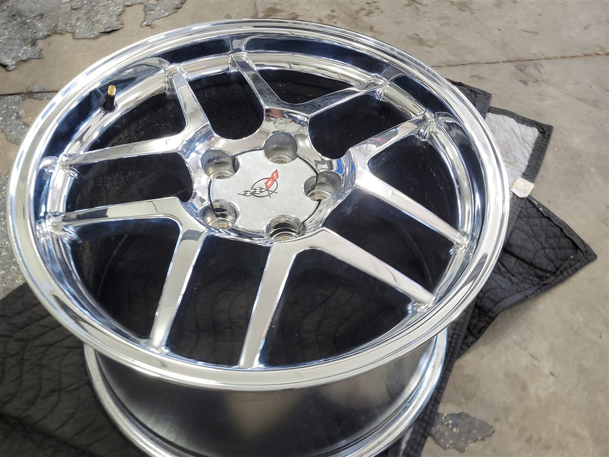 Used OEM 1999 CORVETTE REAR Z06 18" 18X10.5 WHEEL RIM. 09594811, actual item photo 3