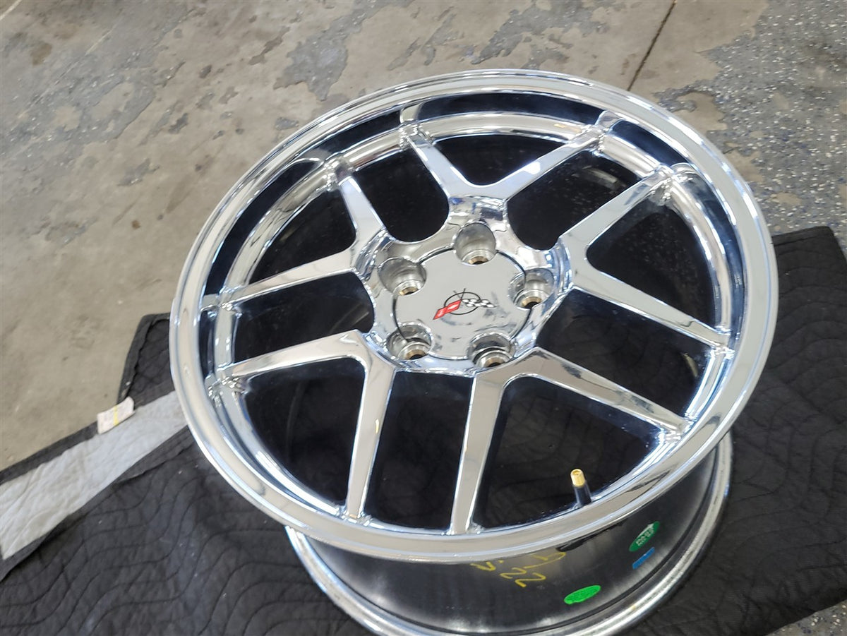 Used OEM 1999 CORVETTE REAR Z06 18" 18X10.5 WHEEL RIM. 09594811, actual item photo 5