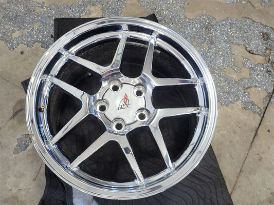 1999 CORVETTE REAR Z06 18" 18X10.5 WHEEL RIM. CHROME, REPLICA. NICE CONDITION. 34499 - image 1