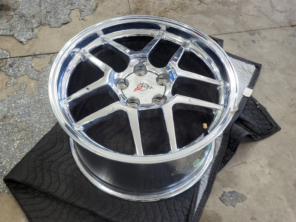 Used OEM 1999 CORVETTE REAR Z06 18" 18X10.5 WHEEL RIM. 09594811, actual item photo 8