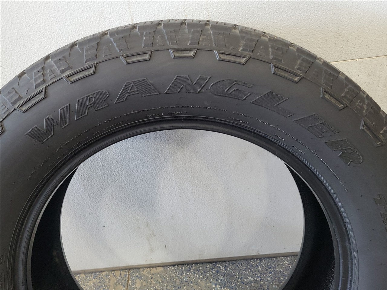 2023 SIERRA WRANGLER TRAILRUNNER AT 275/60R20 8/32" 0223 DATE CODE 34501 - image 7