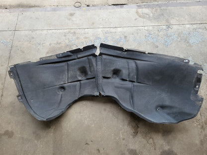 Used OEM 2022-2026 SILVERADO ZR2 BISON 1500 FRONT INNER FENDER WHEEL WELL LINER LH DRIVER SUMMIT WHITE 85542846, actual item