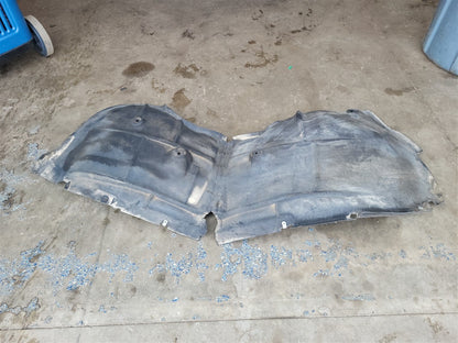 Used OEM 2022-2026 SILVERADO ZR2 BISON 1500 FRONT INNER FENDER WHEEL WELL LINER LH DRIVER SUMMIT WHITE 85542846, actual item