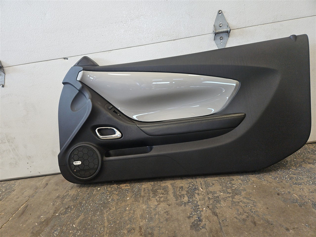 Used OEM 2012-2015 CAMARO FRONT DOOR PANEL RH PASSENGER CONVERTIBLE, actual item photo 4