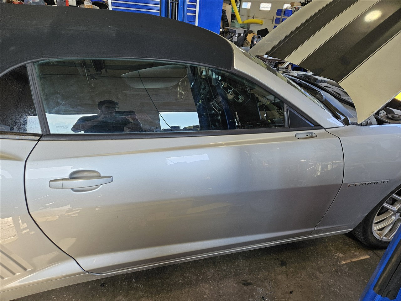 Used OEM 2011-2015 CAMARO FRONT DOOR PASSENGER RH CONVERTIBLE SILVER, actual item photo 11