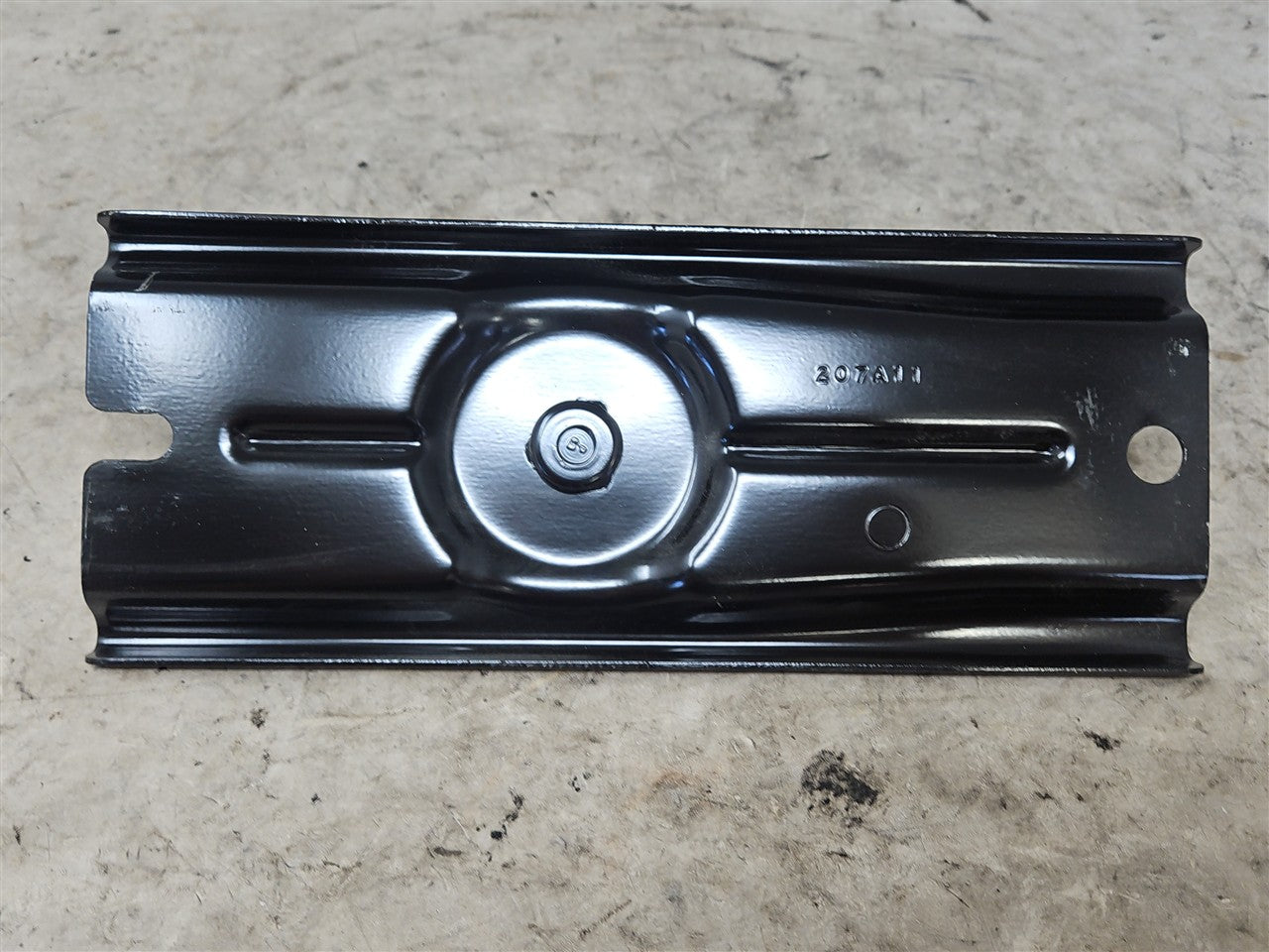 Used OEM 2010-2015 CAMARO BATTERY HOLD DOWN TOP BRACKET 22765899, actual item photo 5