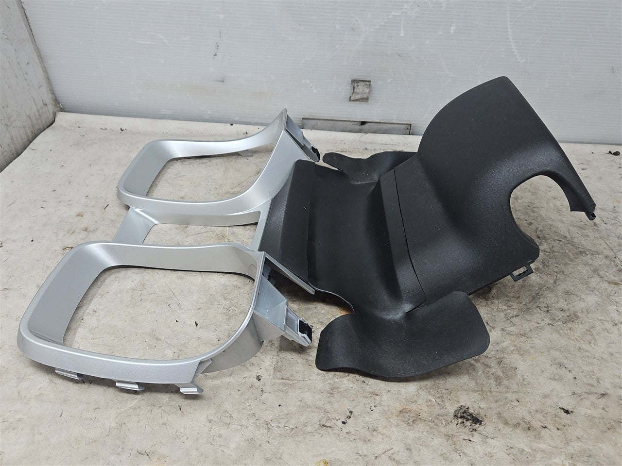 Used OEM 2010-2015 CAMARO INSTRUMENT CLUSTER TRIM BEZEL SILVER, actual item photo 5
