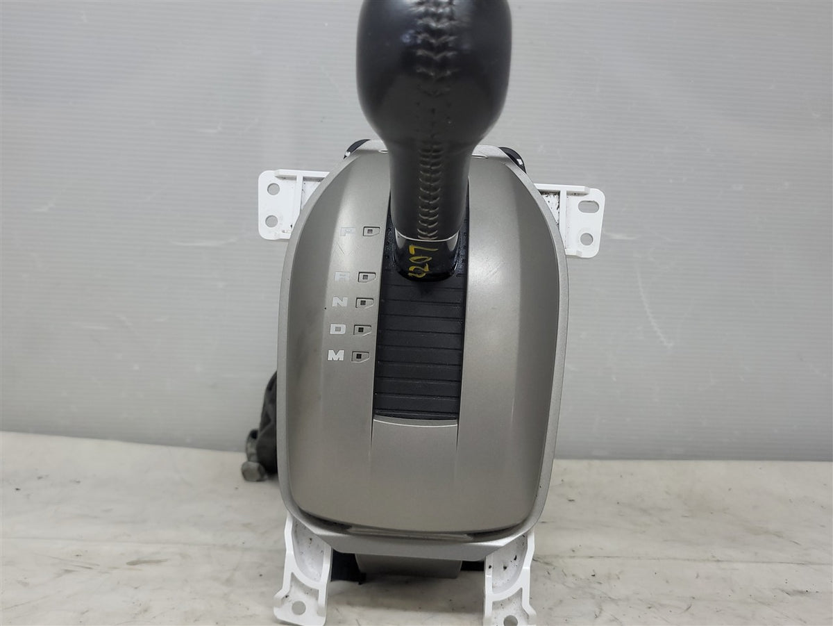 Used OEM 2010-2015 CAMARO AUTOMATIC FLOOR SHIFTER ASSEMBLY WITH TRIM, actual item photo 2