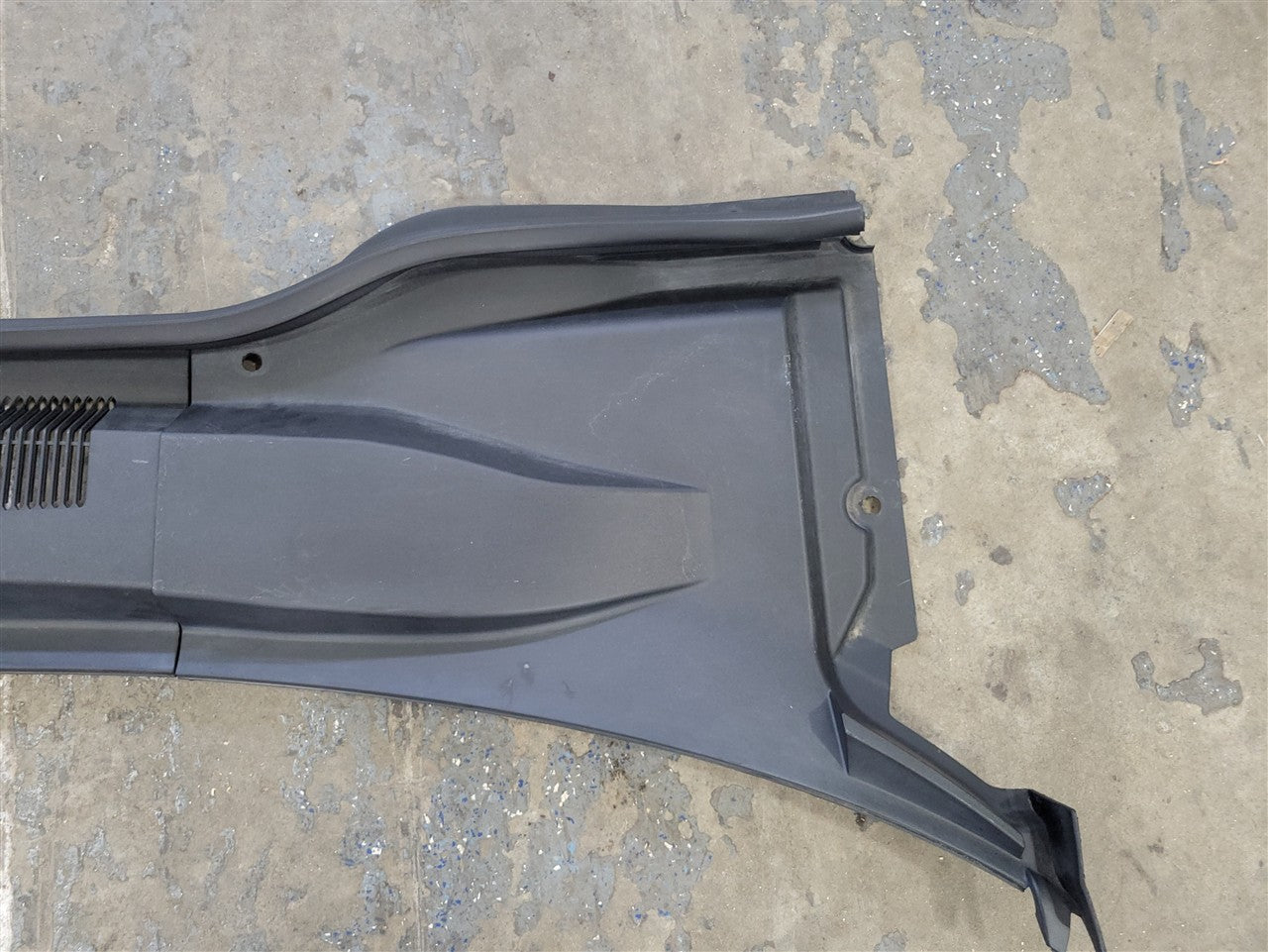 Used OEM 2010-2015 CAMARO WINDSHIELD WIPER COWL TRIM PANEL PASSENGER, actual item photo 11