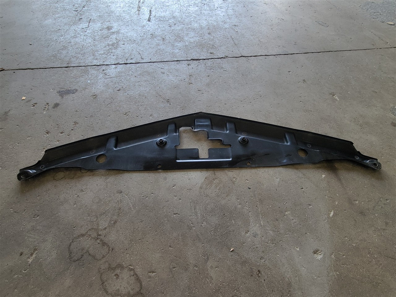 Used OEM 2010-2015 CAMARO FRONT UPPER BUMPER REINFORCEMENT, actual item photo 7