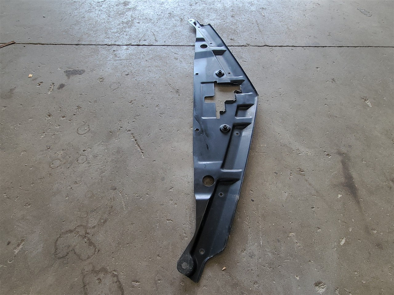 Used OEM 2010-2015 CAMARO FRONT UPPER BUMPER REINFORCEMENT, actual item photo 8