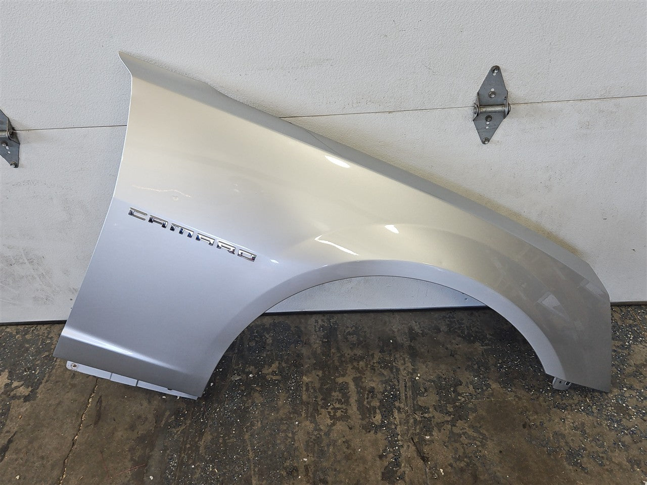 Used OEM 2010-2015 CAMARO RH PASSENGER FENDER SWITCHBLADE SILVER, actual item photo 1
