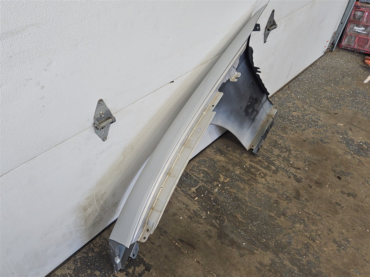 Used OEM 2010-2015 CAMARO RH PASSENGER FENDER SWITCHBLADE SILVER, actual item photo 10