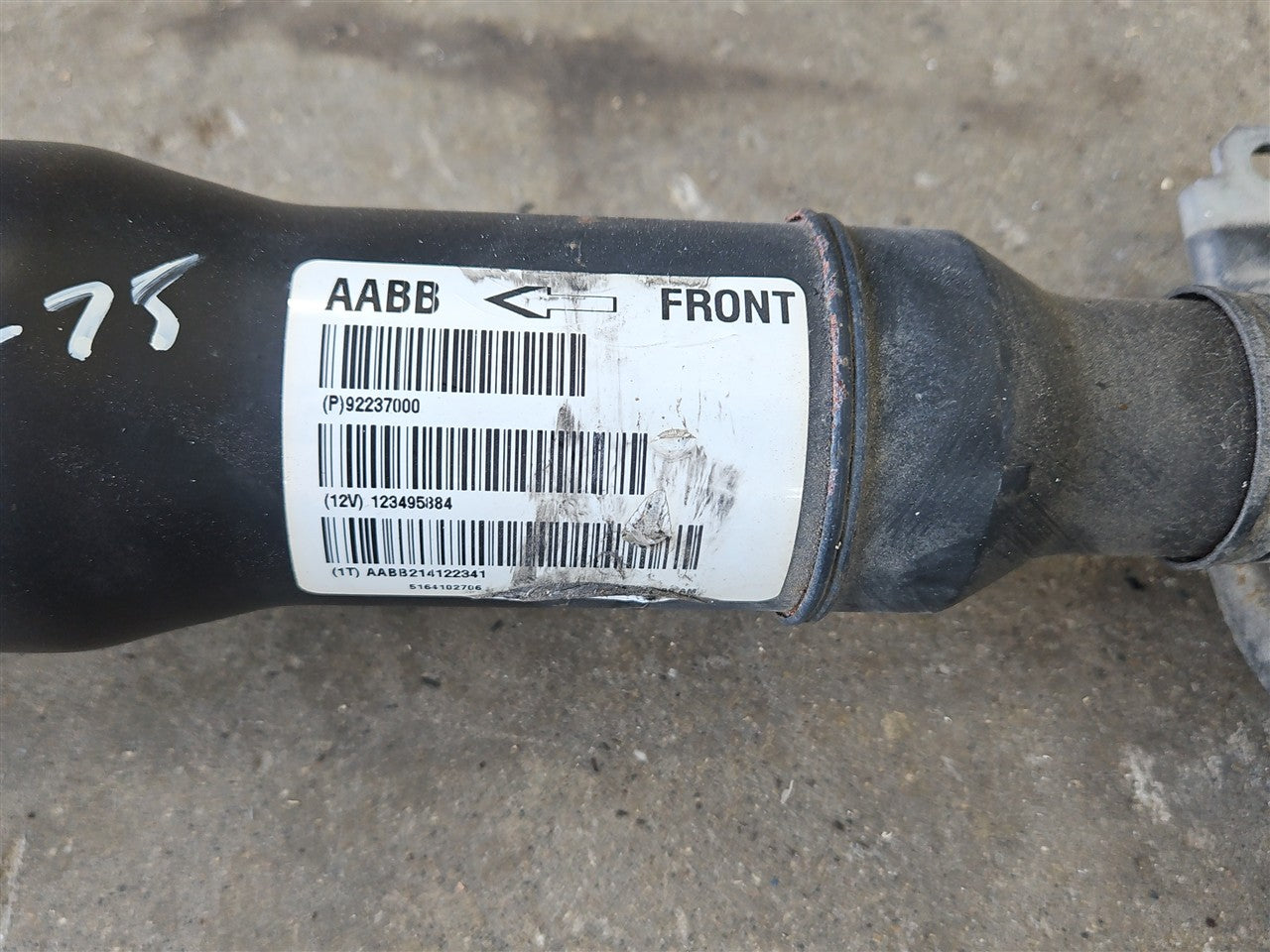 Used OEM 2010-2015 CAMARO SS AUTO REAR DRIVE SHAFT 92237000, actual item photo 7