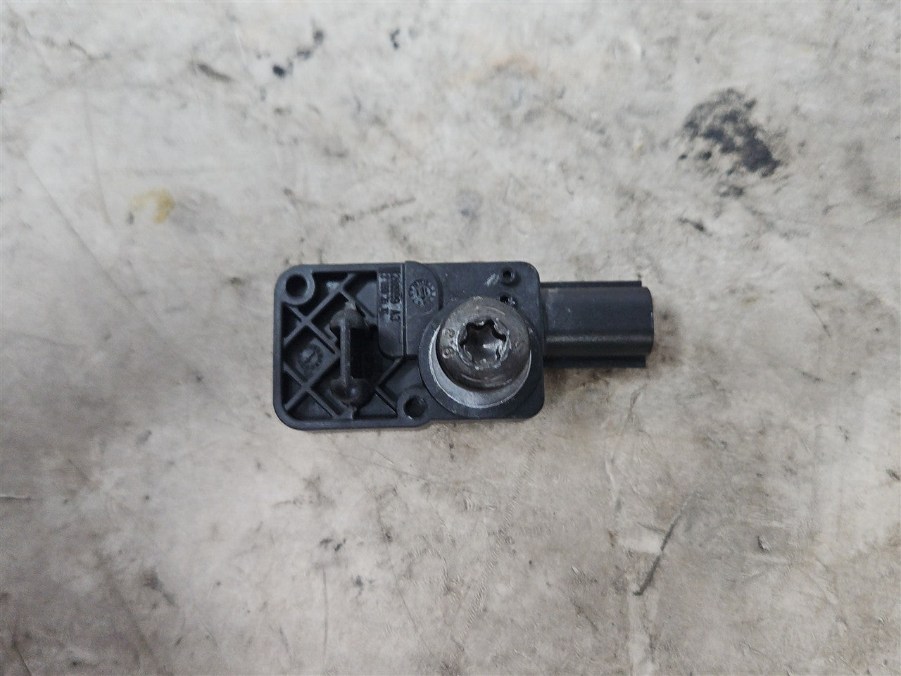 Used OEM 2010-2015 CAMARO CRASH SENSOR 13502341, actual item photo 5