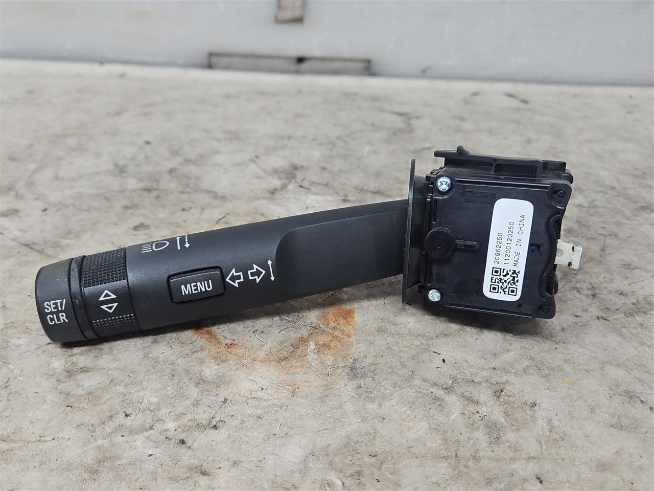 Used OEM 2010-2022 ALLURE CAMARO CANYON COLORADO ENCORE LACROSSE, actual item photo 1