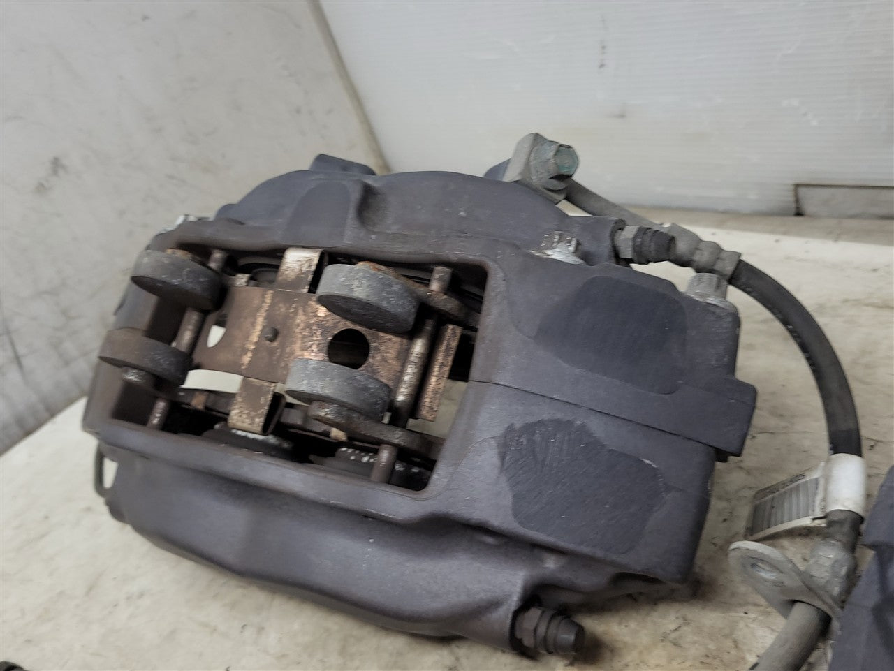 Used OEM 2010-2015 CAMARO FRONT SS BREMBO 4 PISTON BRAKE CALIPERS, actual item photo 12