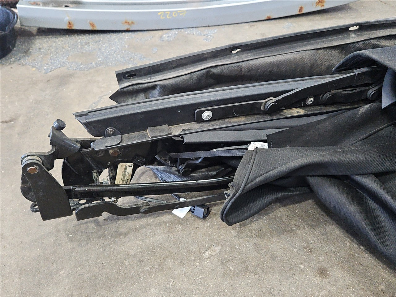 Used OEM 2011-2015 CAMARO CONVERTIBLE TOP ROOF ASSEMBLY WITH, actual item photo 10
