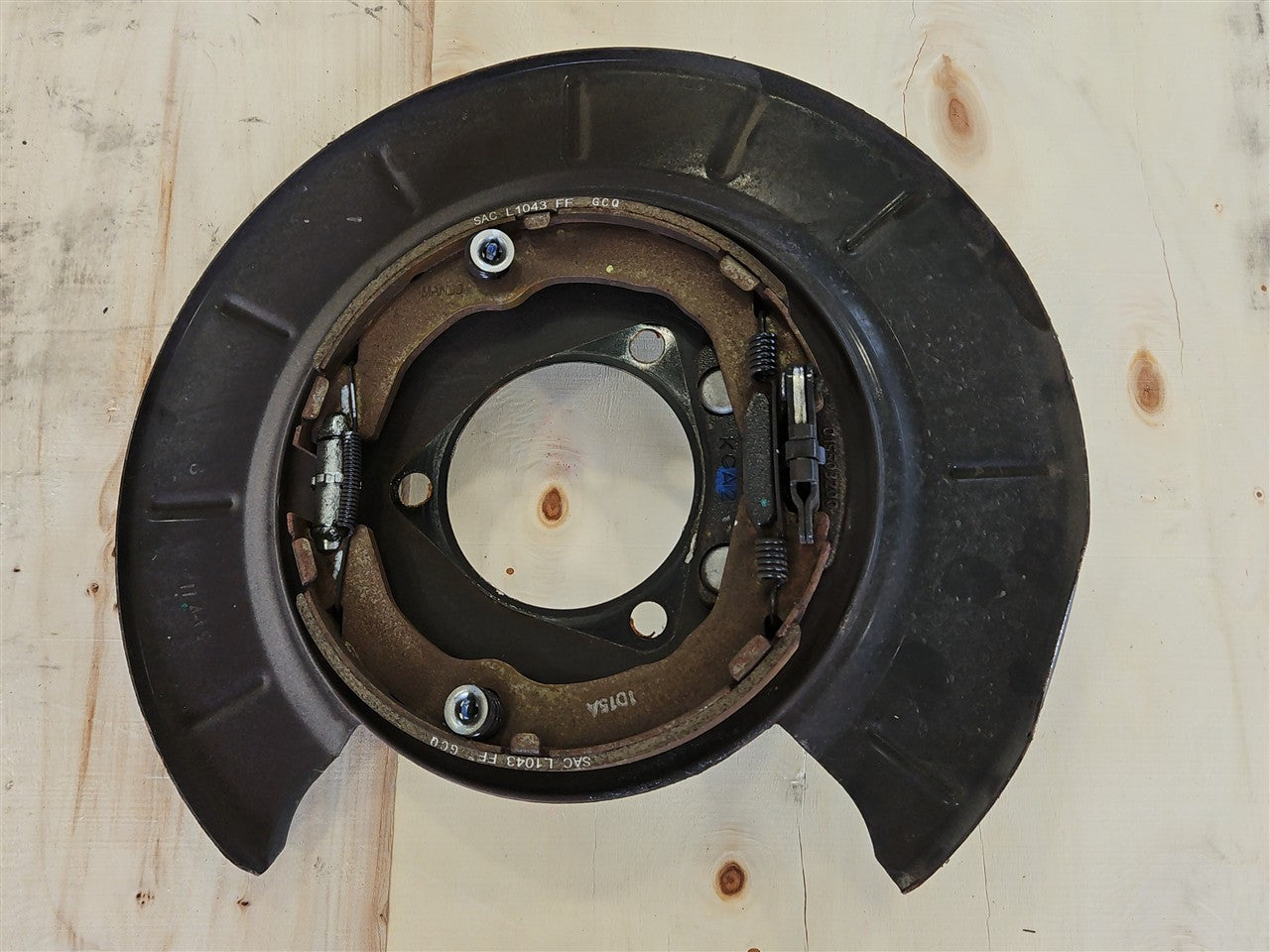 Used OEM 2010-2015 CAMARO SS REAR PARK BRAKE BACKING PLATES PAIR, actual item photo 13