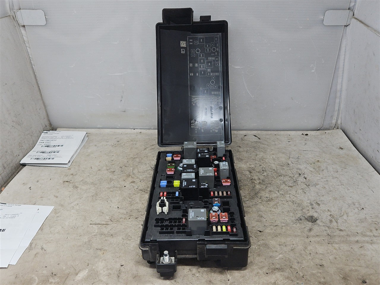 Used OEM 2012-2015 CAMARO ENGINE BAY FUSE BOX & LID 22760635, actual item photo 11