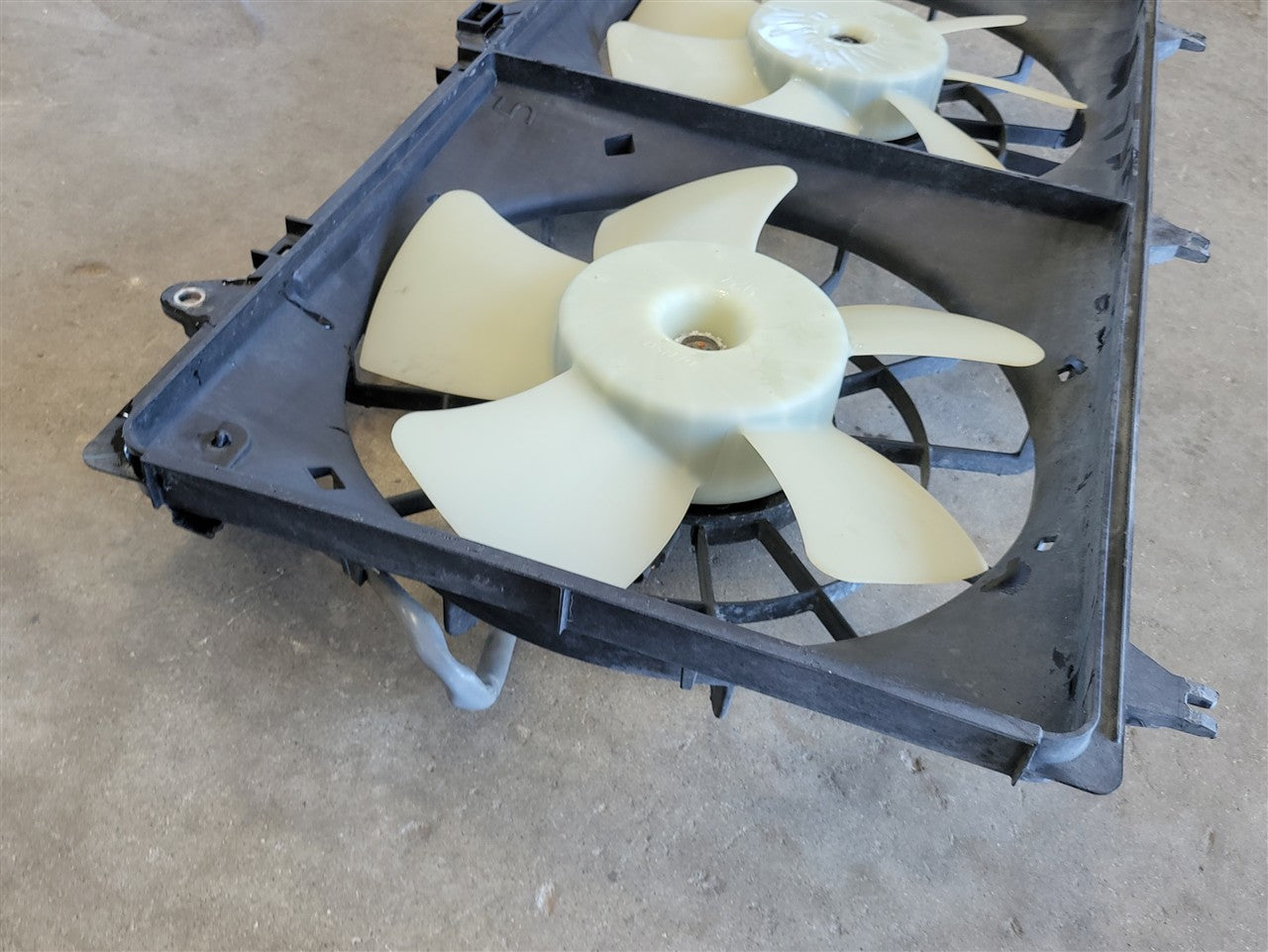Used OEM 2012-2015 CAMARO RADIATOR COOLING FANS DUAL 6 2L, actual item photo 7