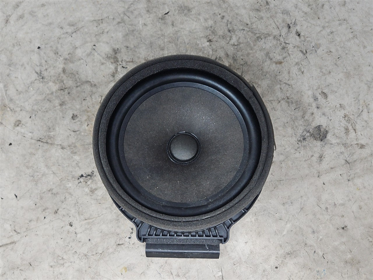 Used OEM 2010-2015 CAMARO BOSTON DOOR SPEAKER PASSENGER RH OR DRIVER, actual item photo 5