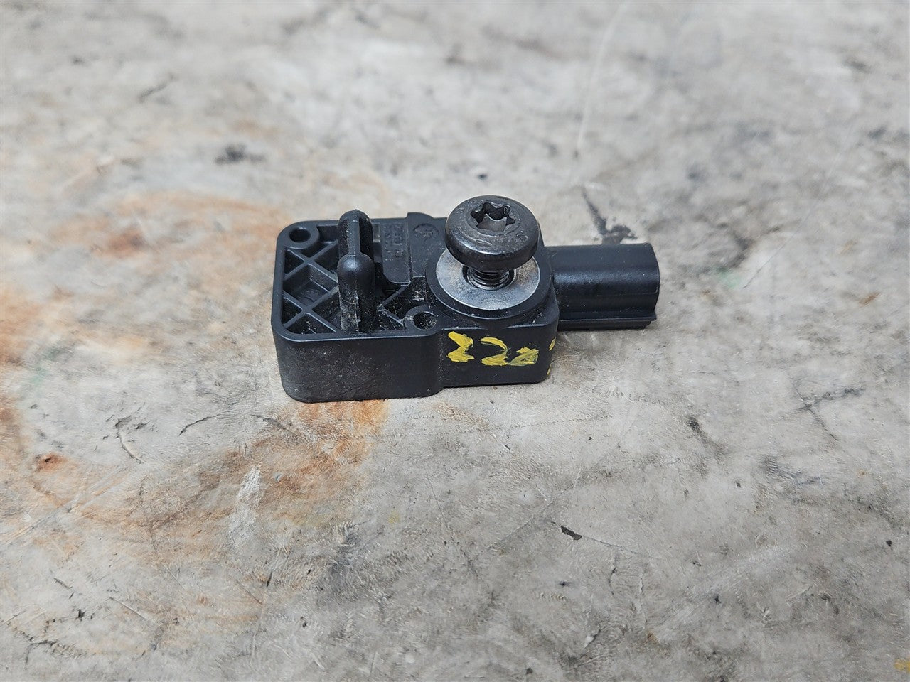 Used OEM 2010-2015 CAMARO OEM CRASH SENSOR 13502341, actual item photo 3