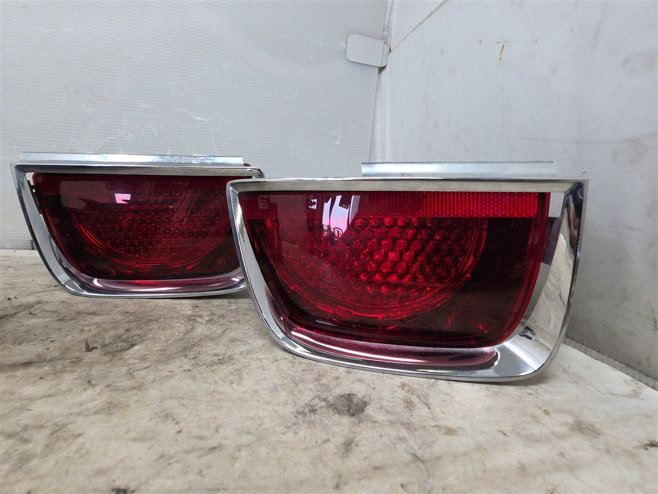 Used OEM 2010-2013 CAMARO TAIL LIGHT SET OF 4 RS WITH BEZELS DRIVER, actual item photo 2