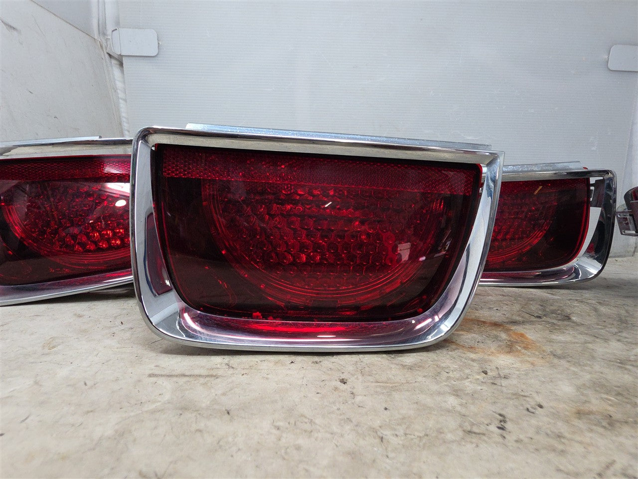 Used OEM 2010-2013 CAMARO TAIL LIGHT SET OF 4 RS WITH BEZELS DRIVER, actual item photo 4