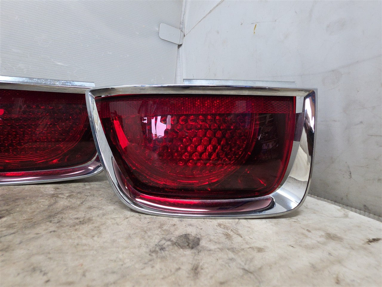 Used OEM 2010-2013 CAMARO TAIL LIGHT SET OF 4 RS WITH BEZELS DRIVER, actual item photo 6