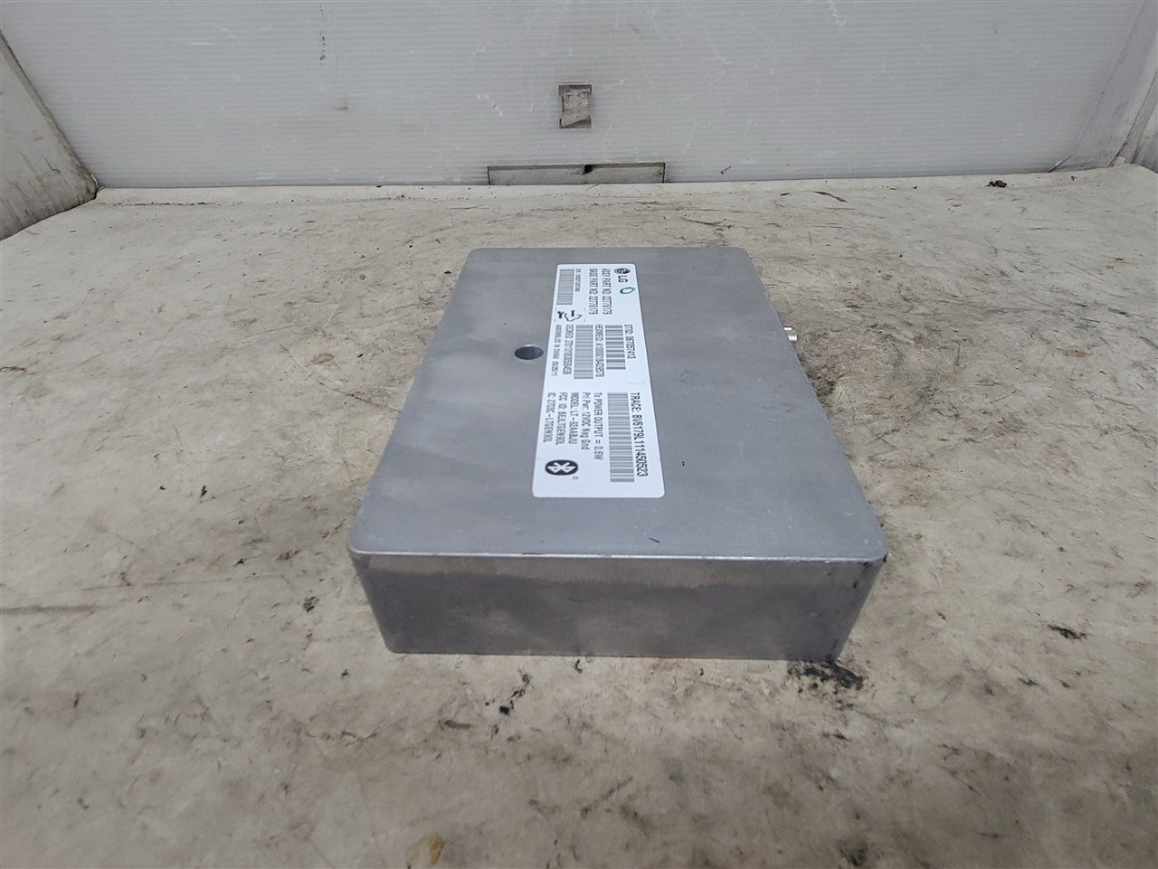 Used OEM 2012 CAMARO CRUZE ONSTAR COMMUNICATION MODULE CAMARO LH, actual item photo 3