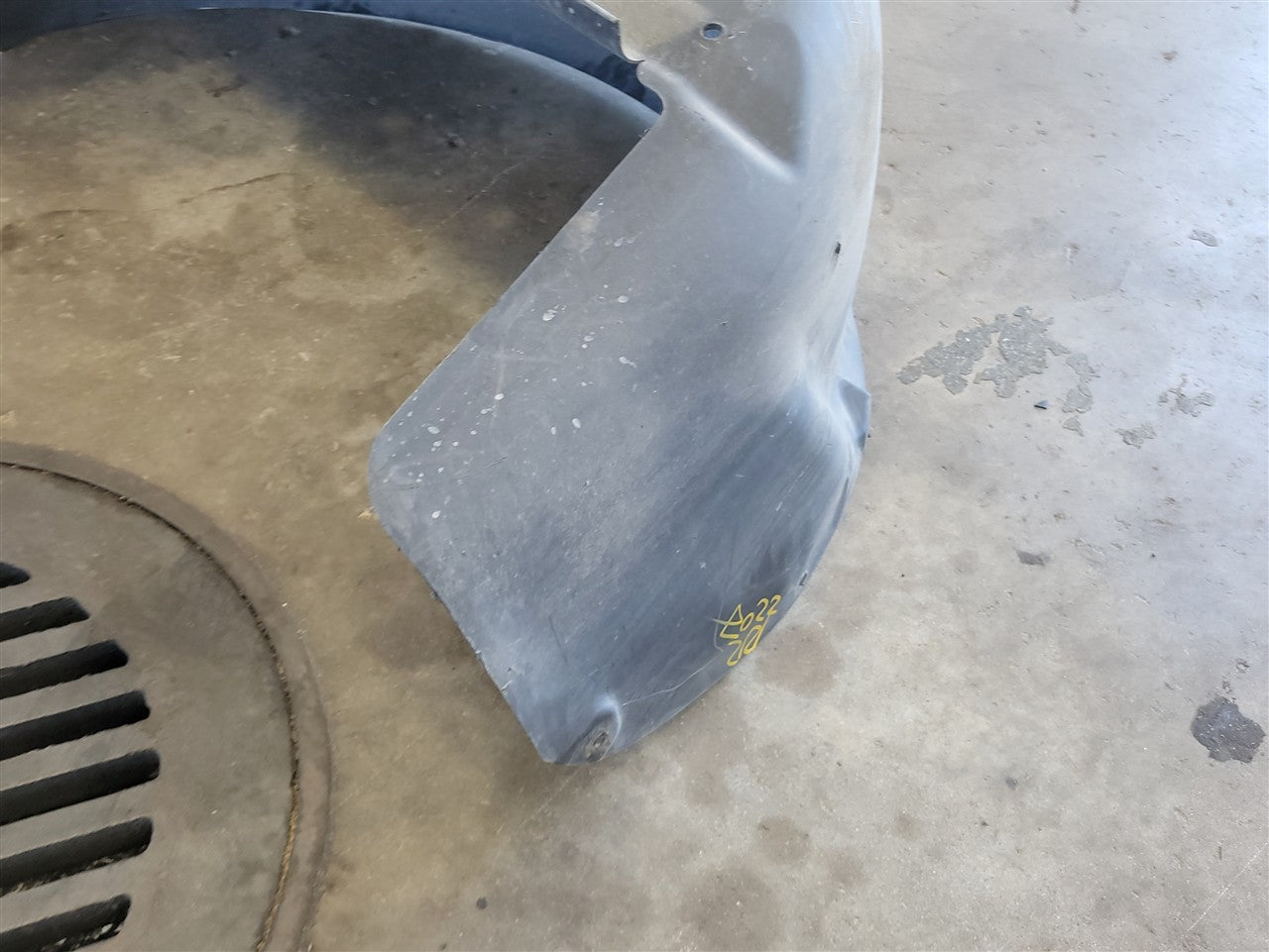 Used OEM 2010-2013 CAMARO REAR WHEEL WELL INNER FENDER LINER RH, actual item photo 11