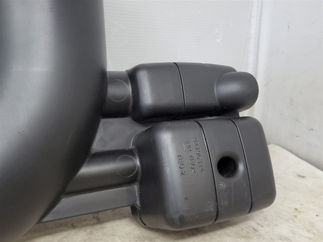 Used OEM 2010-2015 CAMARO SS AIR INTAKE ELBOW BELLOWS 92196314, actual item photo 14