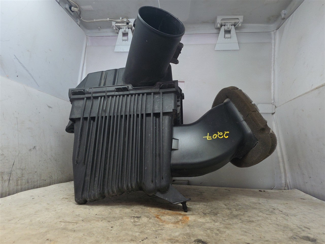 Used OEM 2010-2015 CAMARO AIR INTAKE BOX FILTER HOUSING SS WITH INLET, actual item photo 2