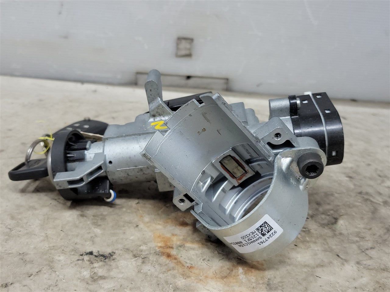 Used OEM 2010-2013 CAMARO IGNITION SWITCH LOCK HOUSING & MATCHING KEY, actual item photo 2