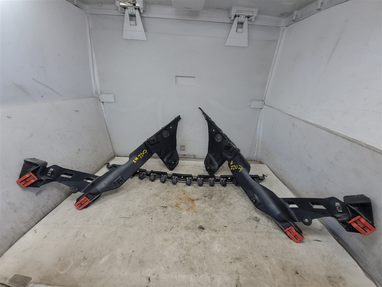 Used OEM 2010-2013 CAMARO REAR BUMPER GUIDE MOUNTING BRACKETS SET OF, actual item photo 1