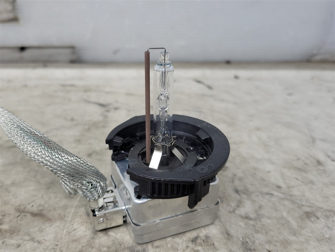 Used OEM 2014-2015 CAMARO HEADLAMP BALLAST & D3S BULB DRIVER LH OR, actual item photo 7