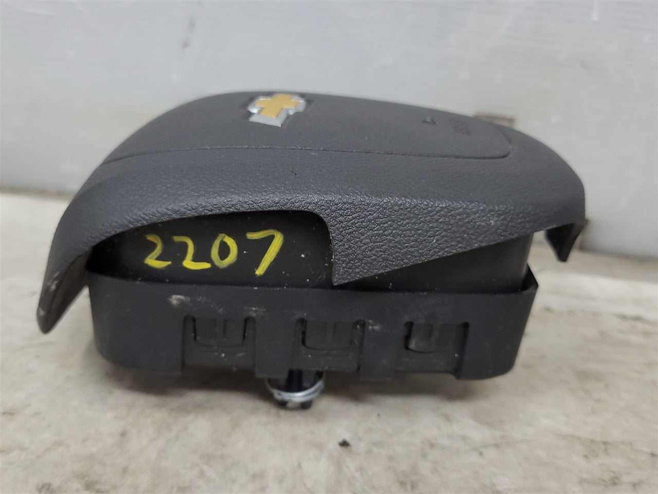 Used OEM 2012-2015 CAMARO DRIVER LH STEERING WHEEL BAG BLACK, actual item photo 3