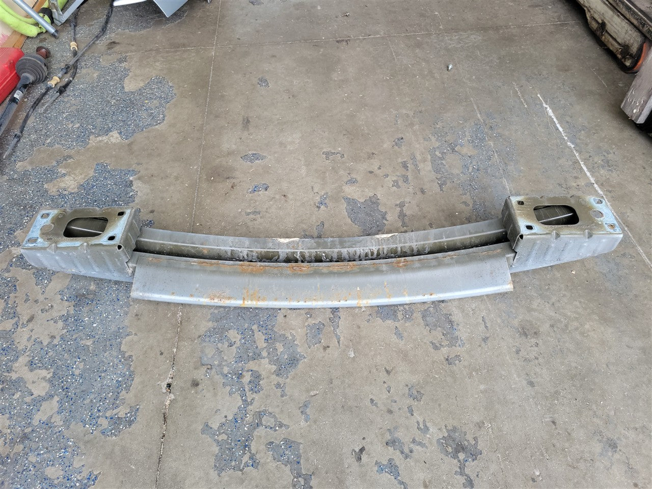 Used OEM 2010-2015 CAMARO REAR BUMPER REINFORCEMENT SILVER 22876136, actual item photo 10