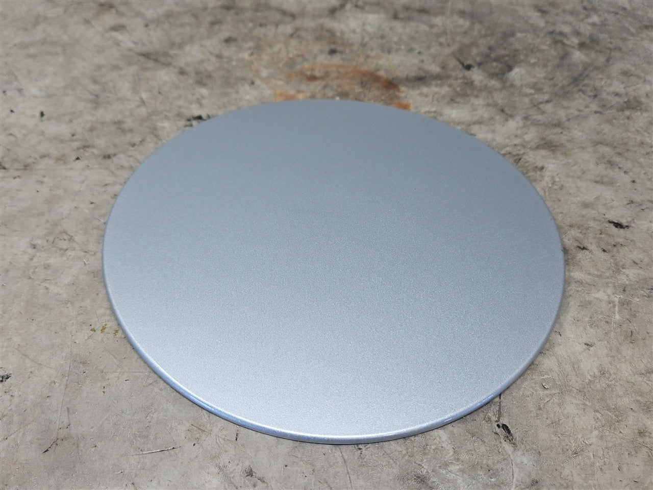 Used OEM 2010-2015 CAMARO FUEL FILLER DOOR SWITCHBLADE SILVER, actual item photo 1