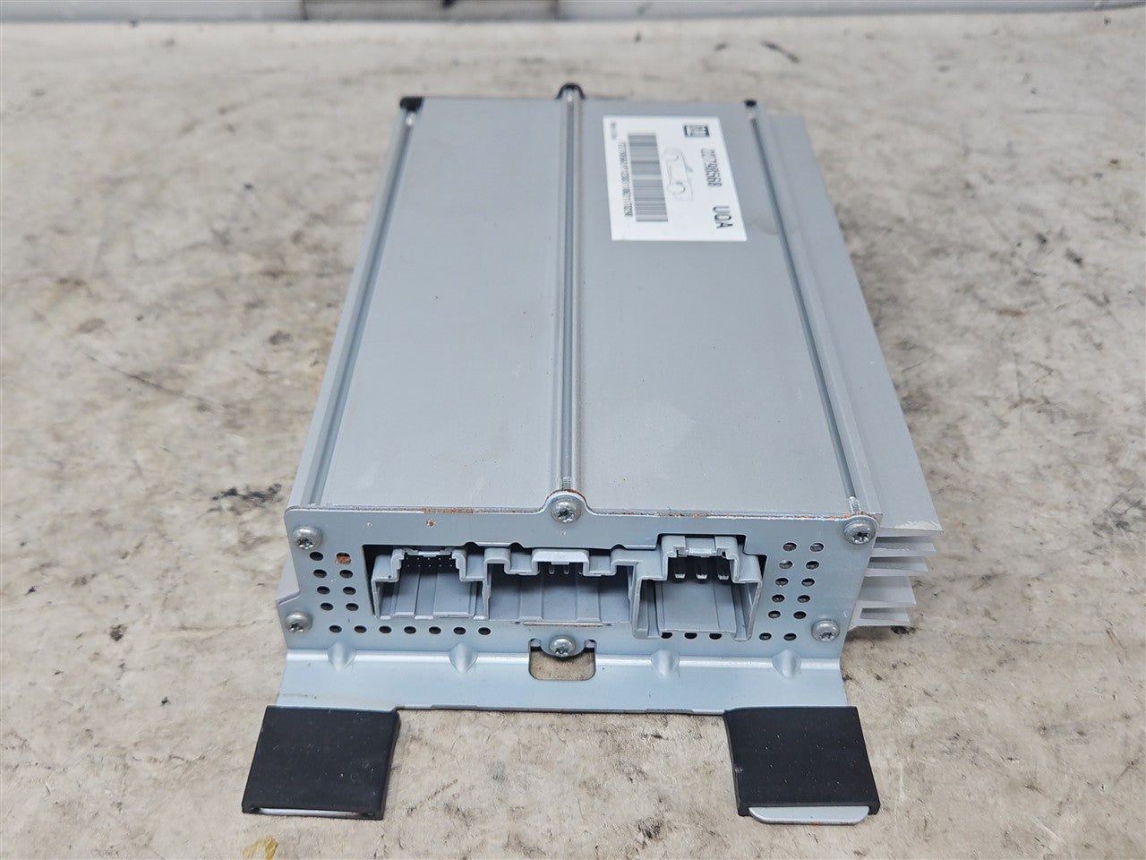 Used OEM 2011-2015 CAMARO OEM BOSTON AMP RADIO AMPLIFIER CONVERTIBLE, actual item photo 4