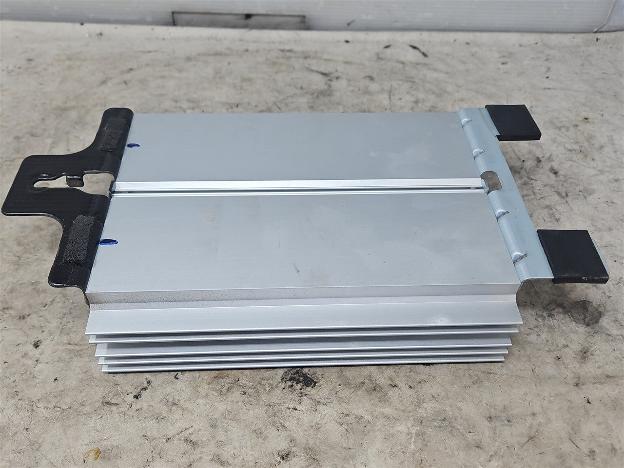 Used OEM 2011-2015 CAMARO OEM BOSTON AMP RADIO AMPLIFIER CONVERTIBLE, actual item photo 8