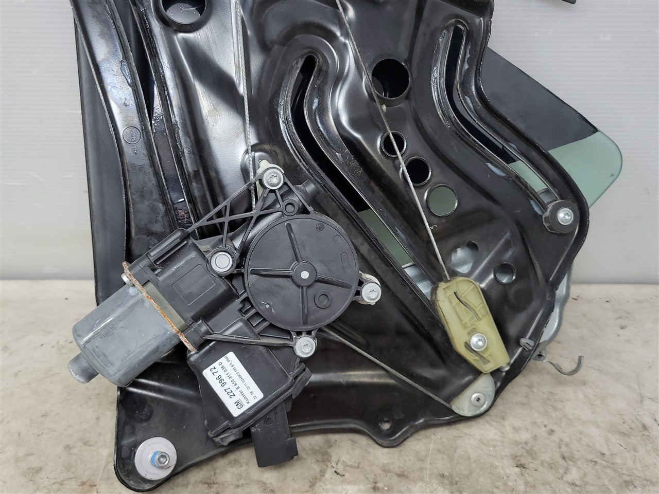Used OEM 2011-2015 CAMARO QUARTER GLASS WITH WINDOW MOTOR & REGULATOR, actual item photo 12