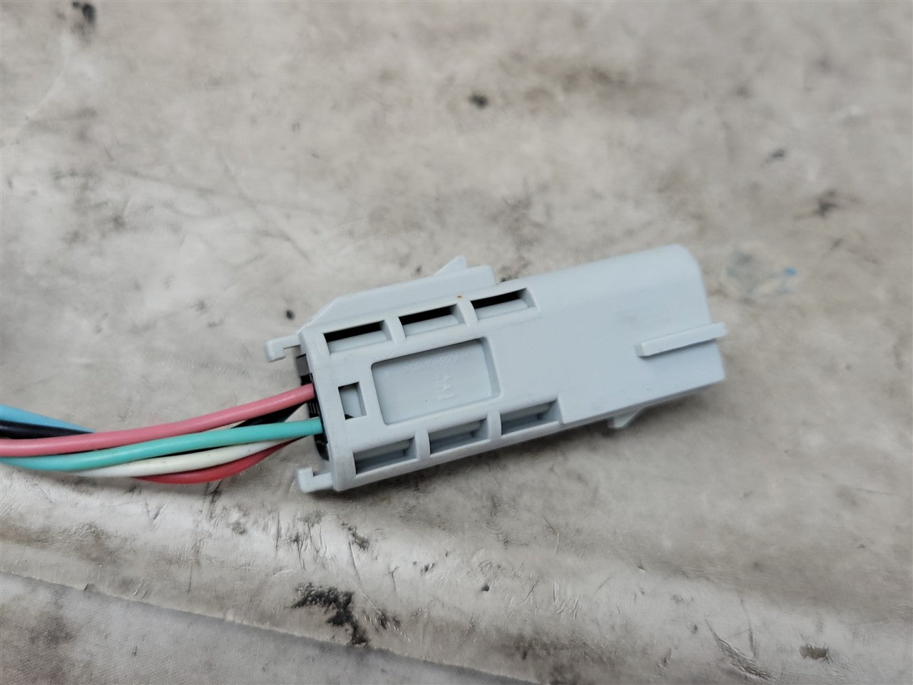 Used OEM 2012-2015 CAMARO REAR VIEW CAMERA 22767362, actual item photo 7