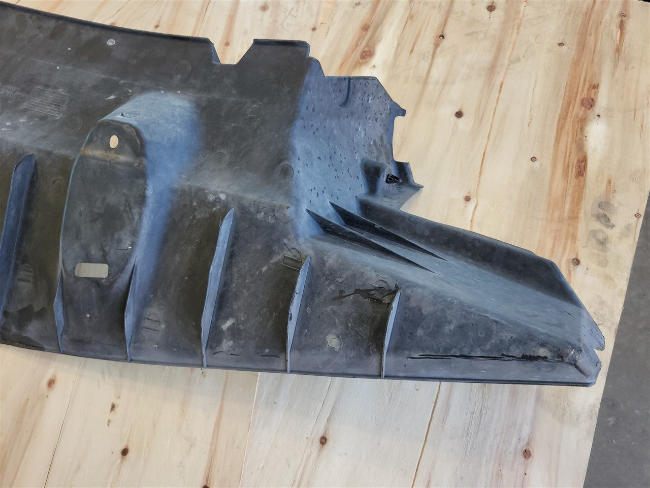 Used OEM 2012-2013 CAMARO FRONT RADIATOR AIR DAM INLET DUCT 22847775, actual item photo 14