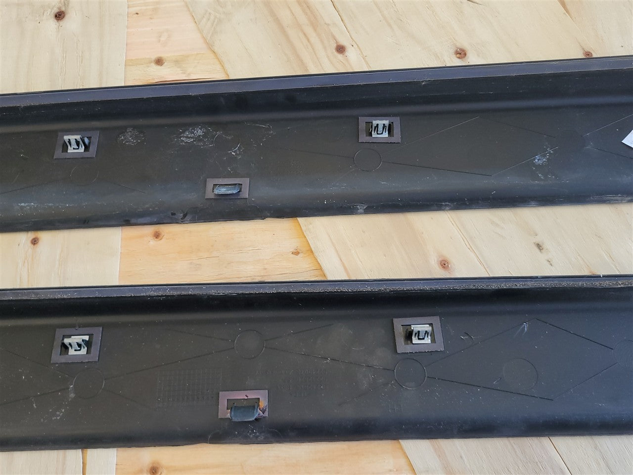 Used OEM 2011-2015 CAMARO CONVERTIBLE DOOR SILL TRIM SCUFF PLATES, actual item photo 11