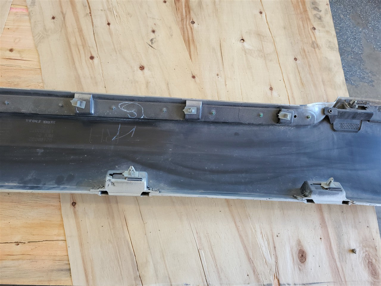Used OEM 2010-2013 CAMARO ROCKER PANEL MOLDING RH PASSENGER SILVER, actual item photo 15