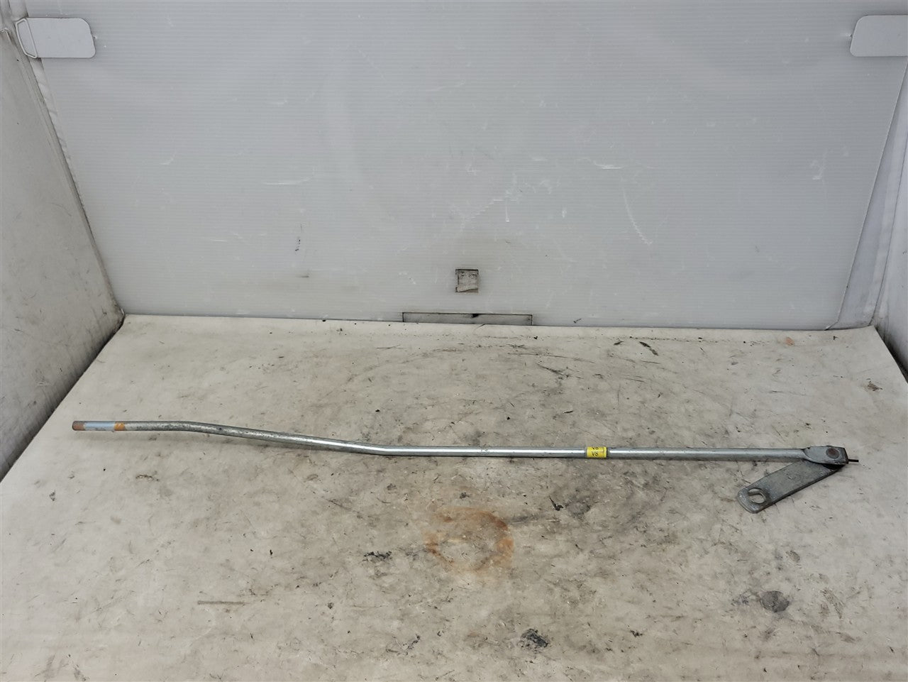 Used OEM 2010-2015 CAMARO 6L80 SHIFT SHIFTER ROD LINKAGE 92234744, actual item photo 1